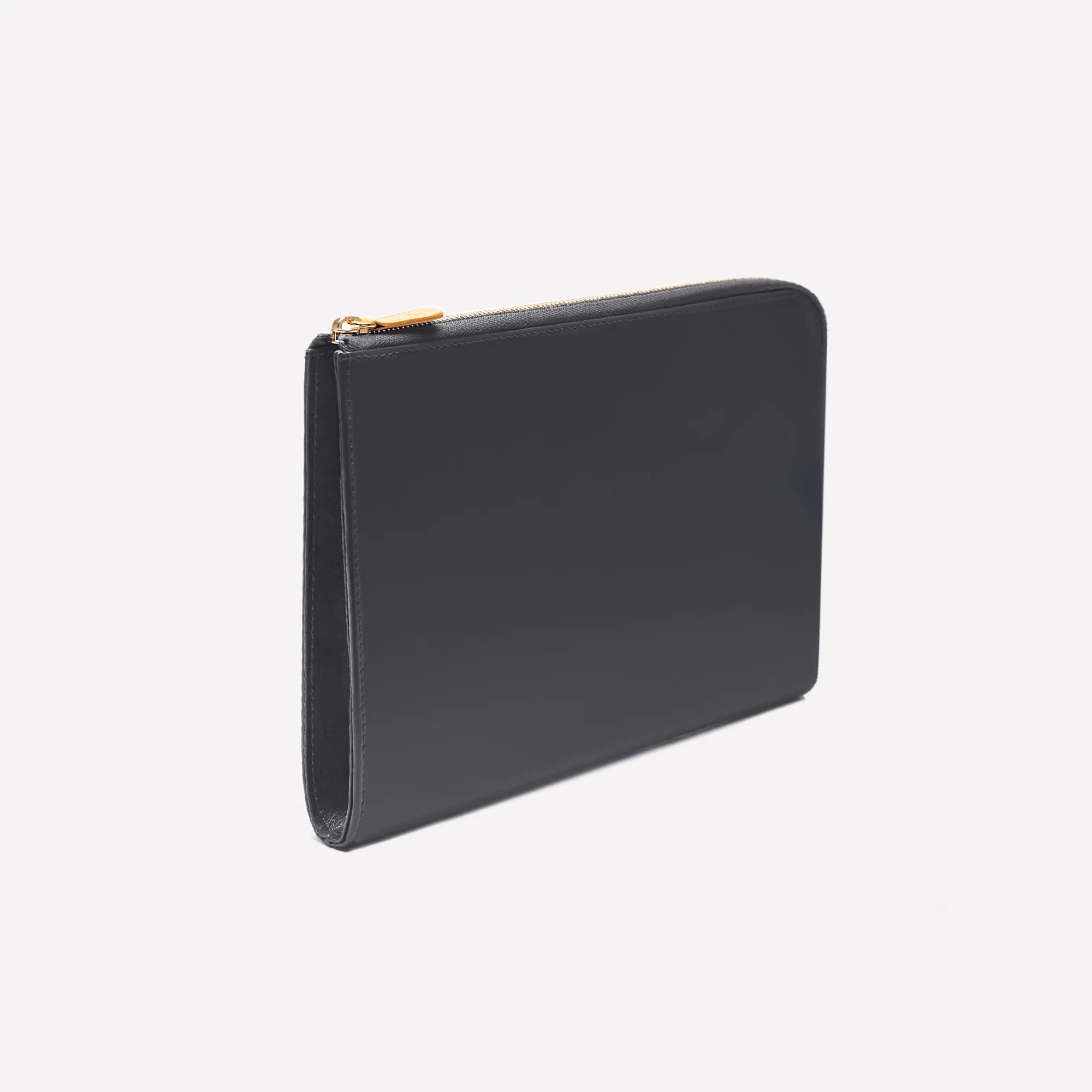 Bridle Hide Medium Zip Pouch - Image 24