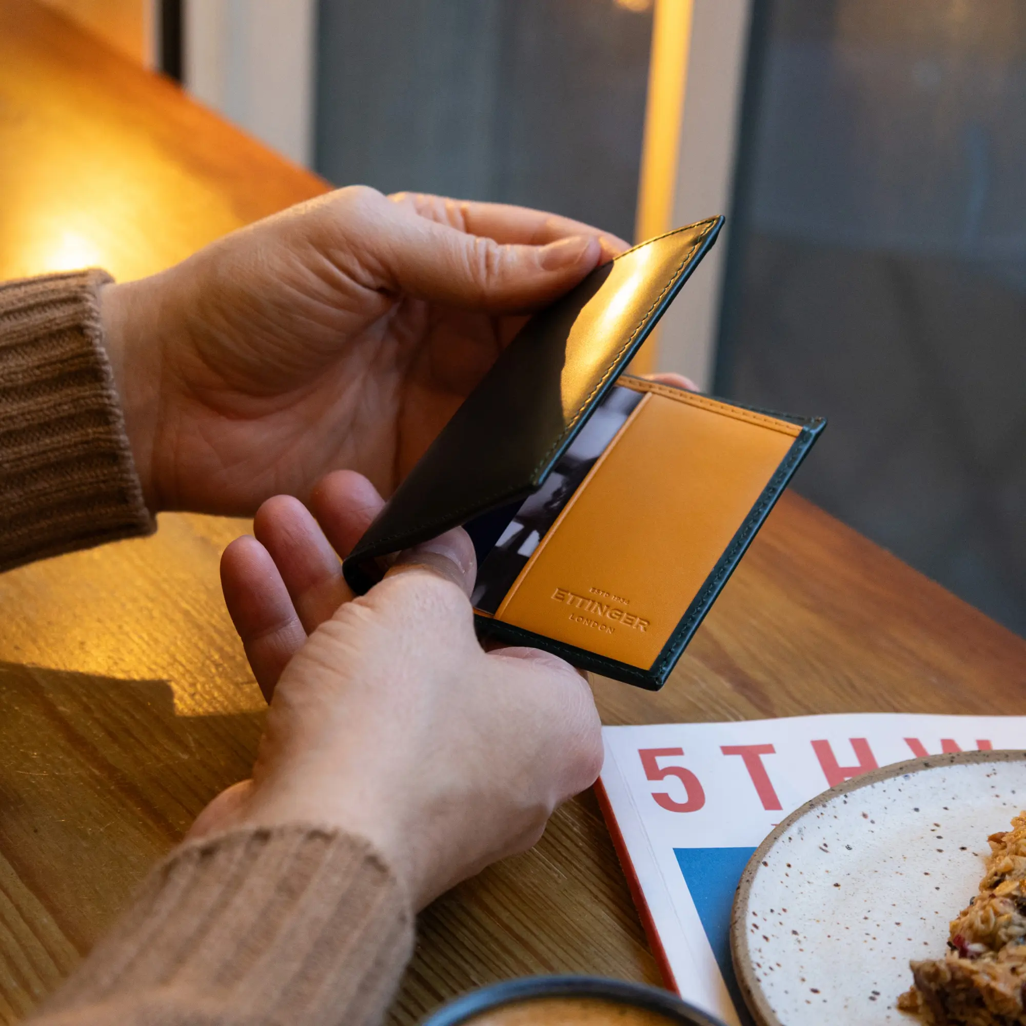 Bridle Hide Mini Wallet with 6 C/C - Image 14