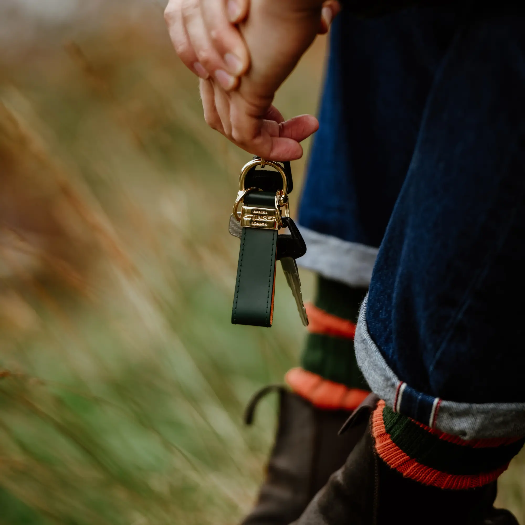 Bridle Hide Stirrup Keyring - Image 23