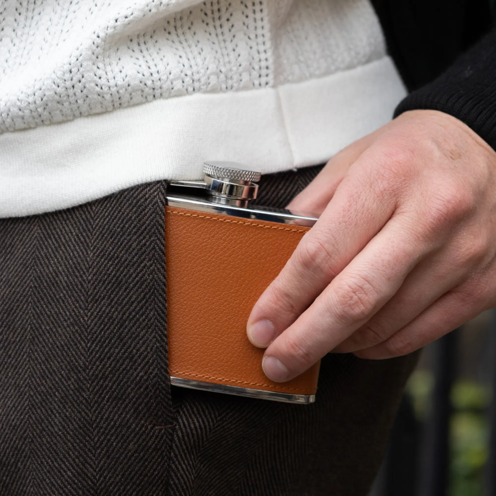 Capra 4oz Hip Flask - Image 4
