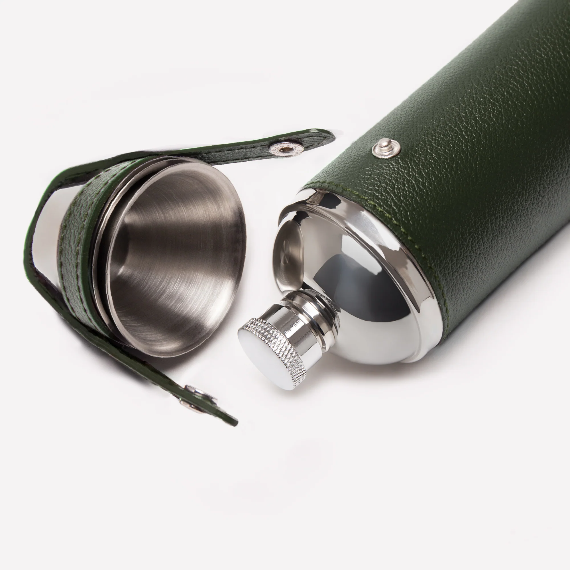 Capra 8oz Hunter Flask with 4 Cups - Image 6