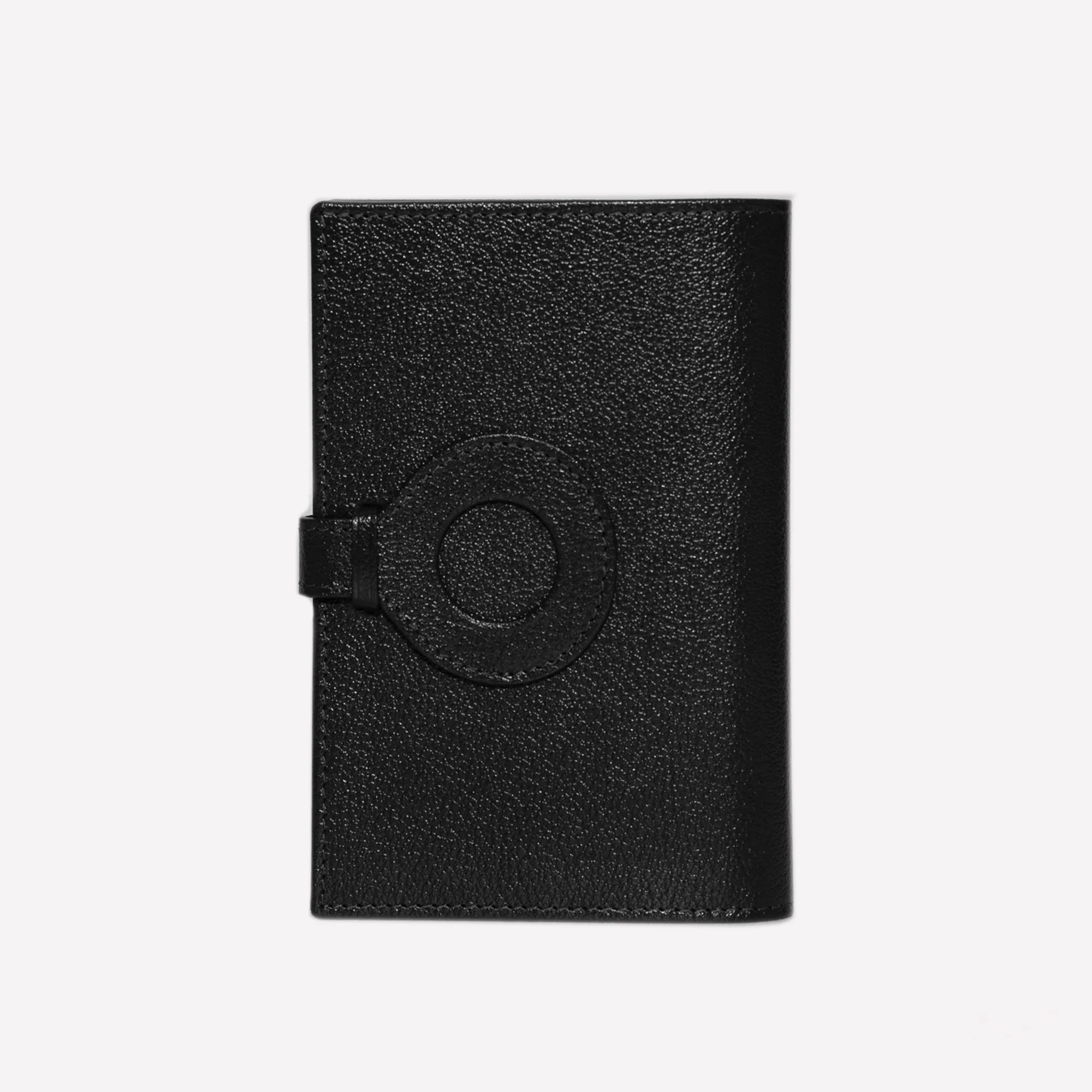 Capra AirTag Passport Case - Image 9