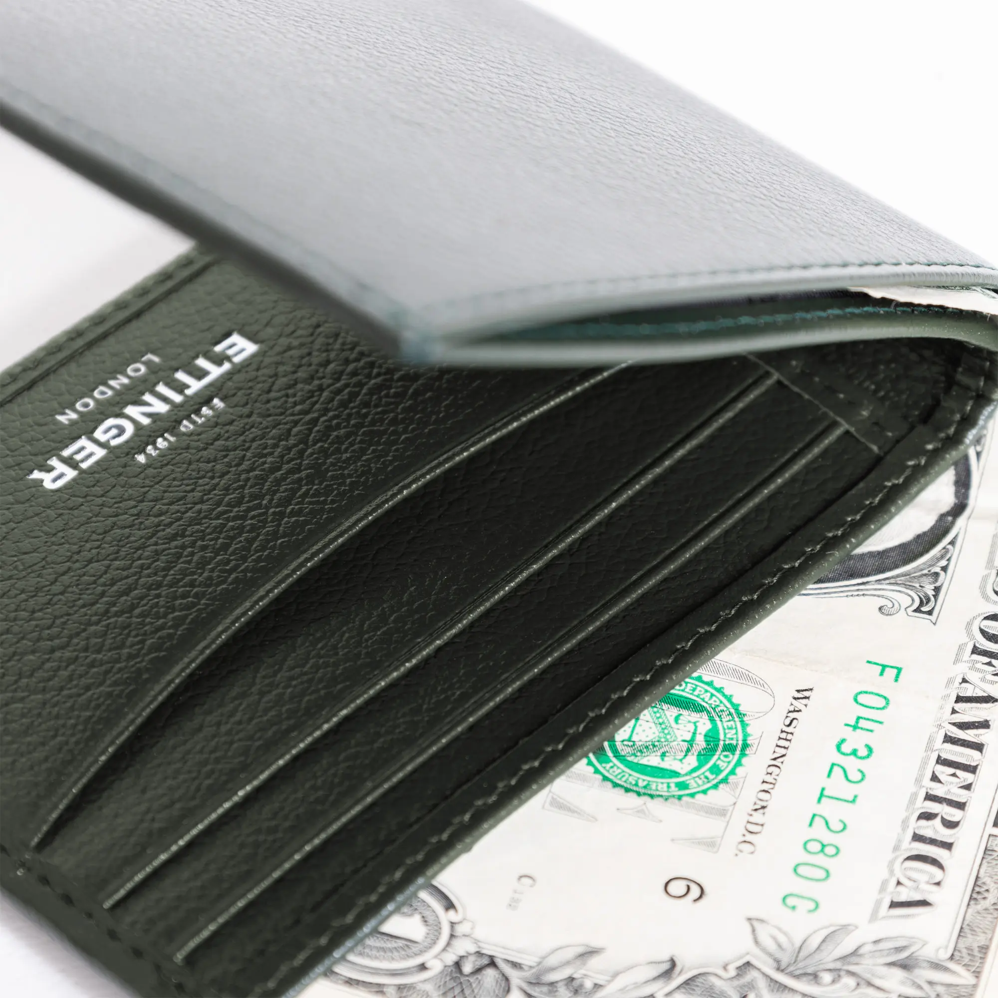 Capra Dollar Wallet with 6 C/C - Image 9