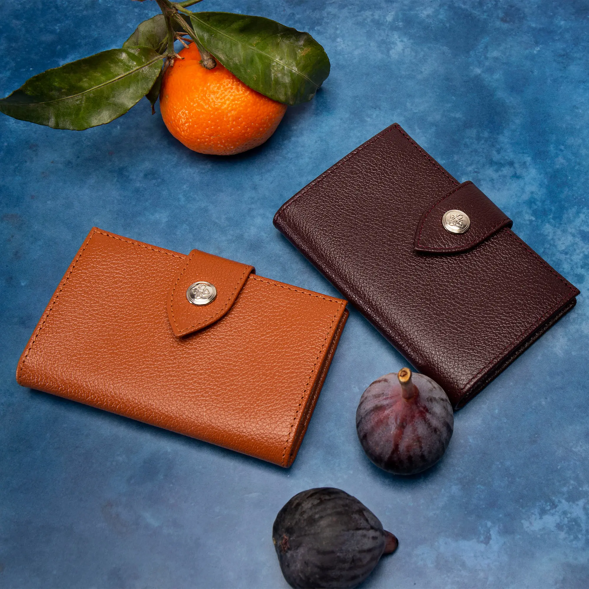 Capra Visiting Card Case With Tab - Image 15