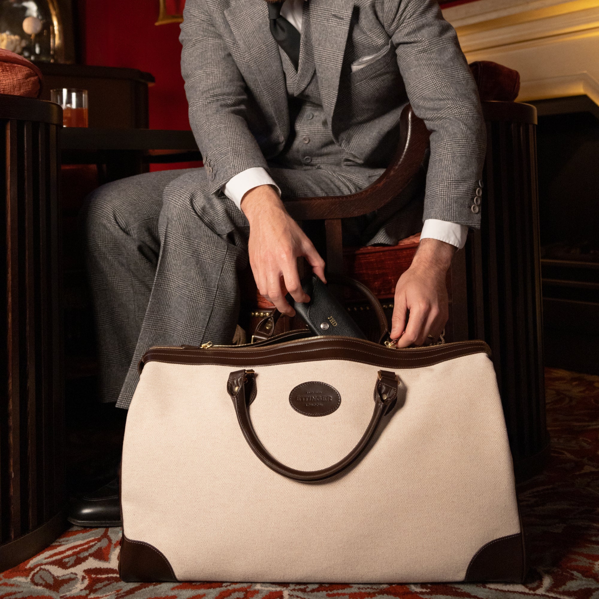 Pursuits Cotswold Weekend Bag - Image 39